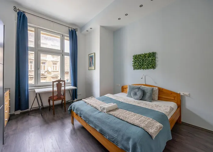 아파트 Explore From A Cozy & Sweet Retreat 부다페스트
