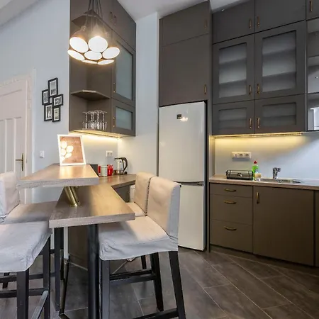 Lejlighed Explore From A Cozy & Sweet Retreat Budapest