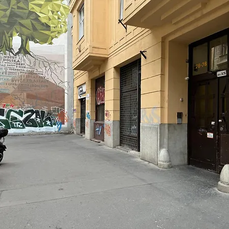 Explore From A Cozy & Sweet Retreat Lejlighed