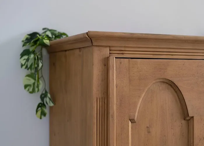 Explore From A Cozy & Sweet Retreat Budapest