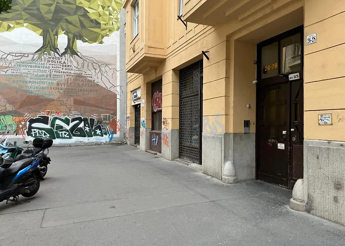 Explore From A Cozy & Sweet Retreat Lejlighed